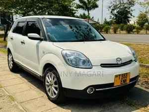 Mazda Verisa 2009 White