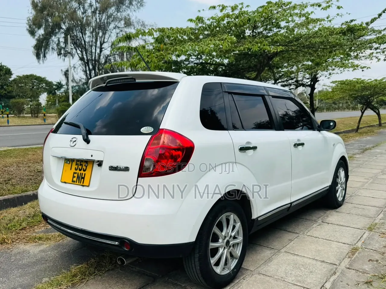 Mazda Verisa 2009 White