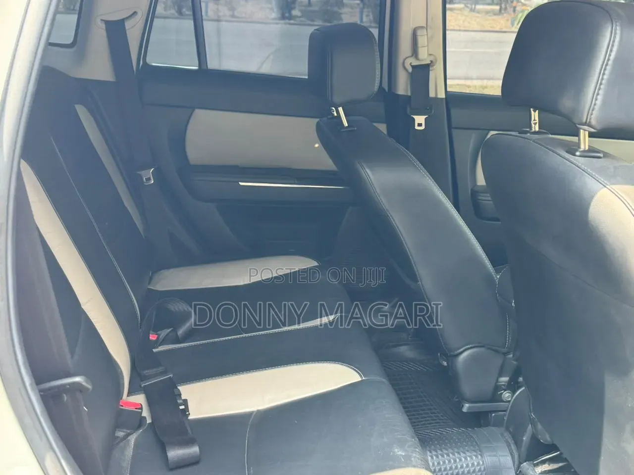 Mazda Verisa 2009 White