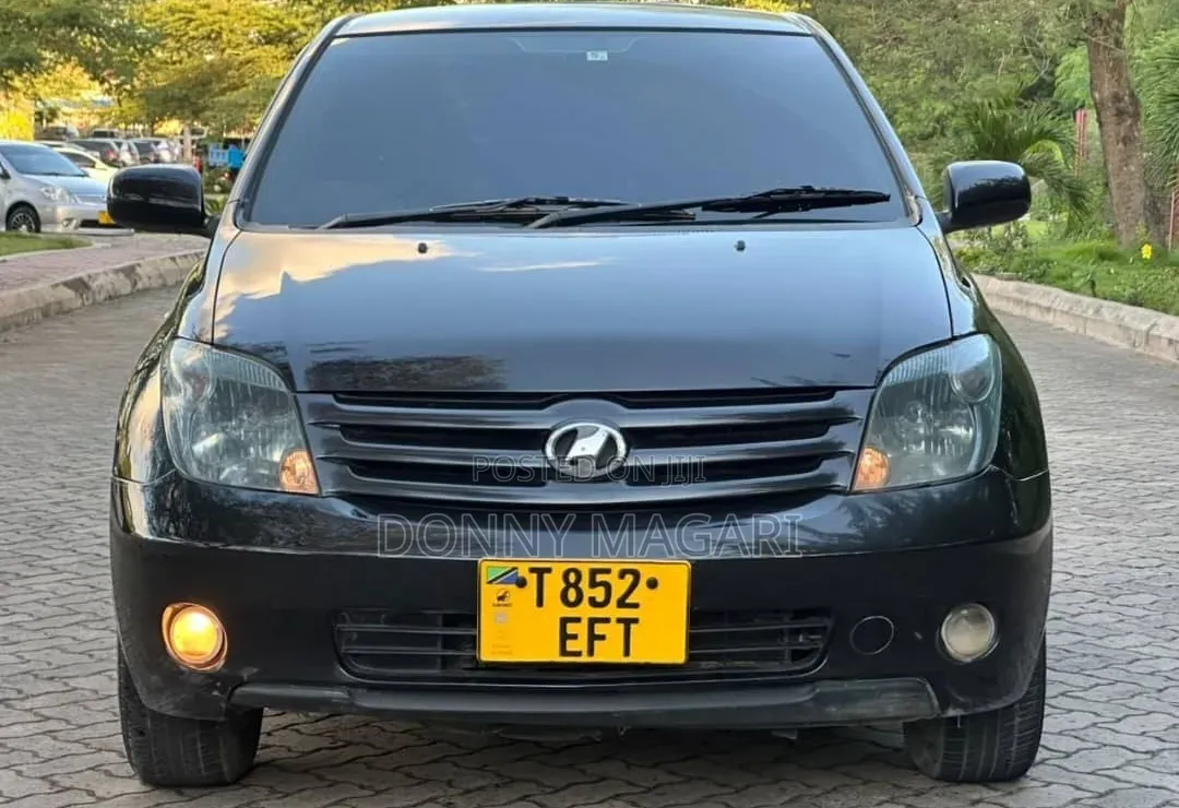 Toyota IST 2006 Black