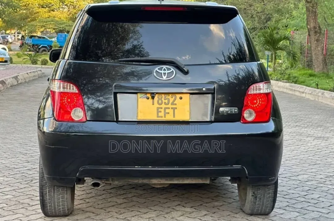 Toyota IST 2006 Black