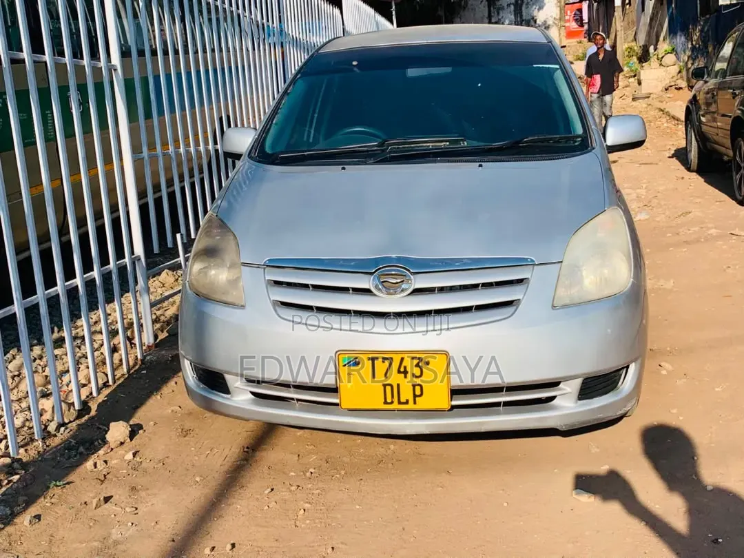 Toyota Corolla Spacio 2005 Silver