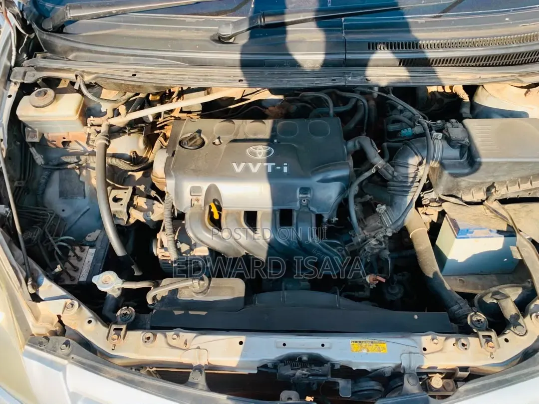 Toyota Corolla Spacio 2005 Silver
