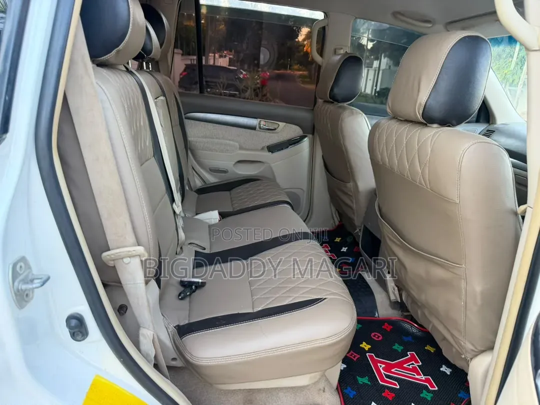 Toyota Land Cruiser Prado 2007 White