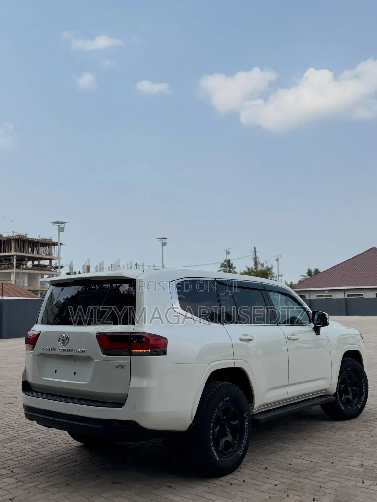 Toyota Land Cruiser 2022 Off white