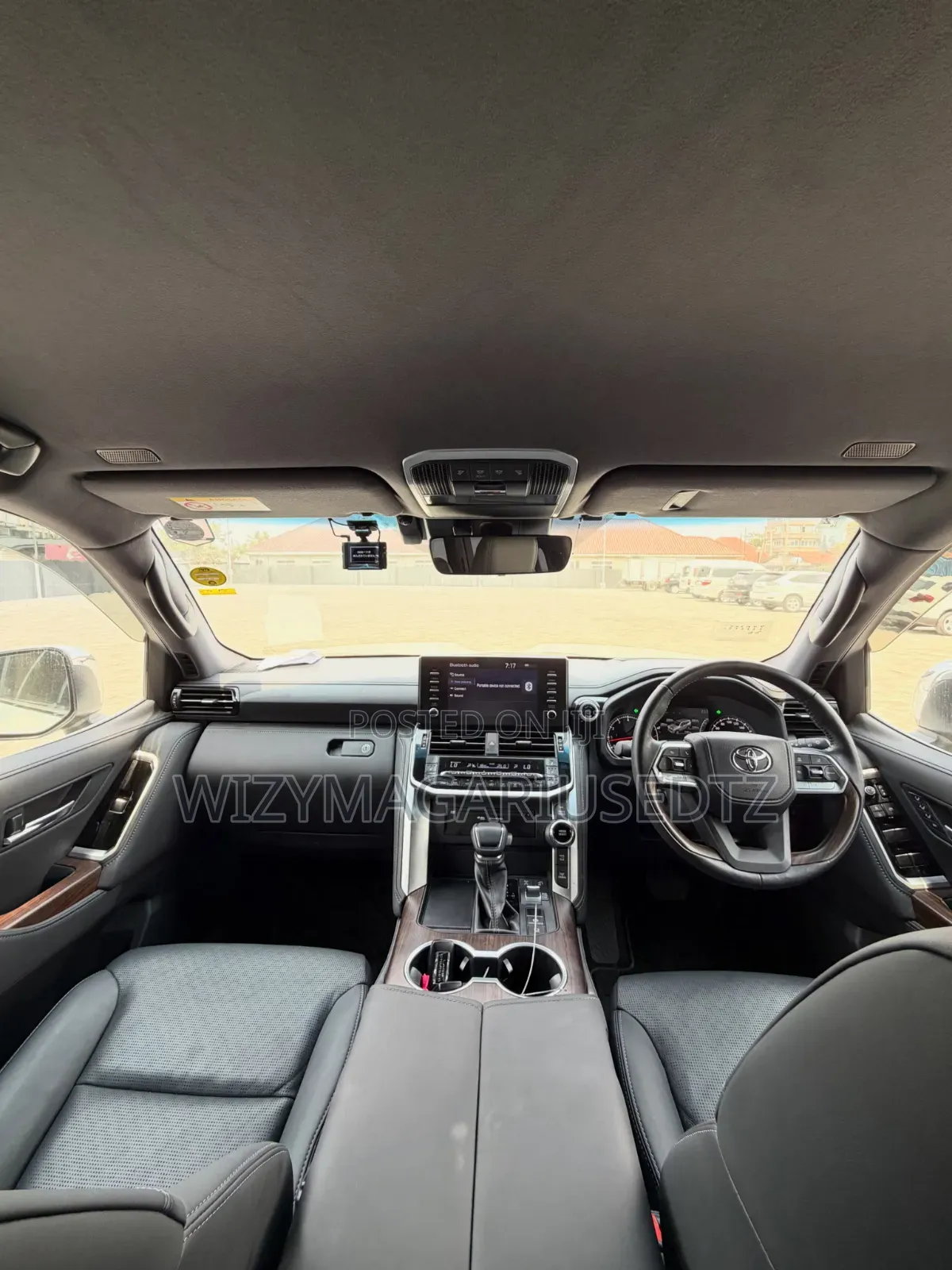 Toyota Land Cruiser 2022 Off white