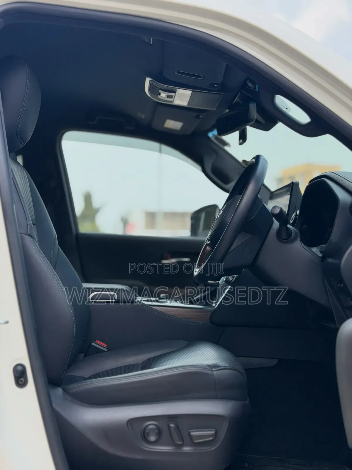 Toyota Land Cruiser 2022 Off white