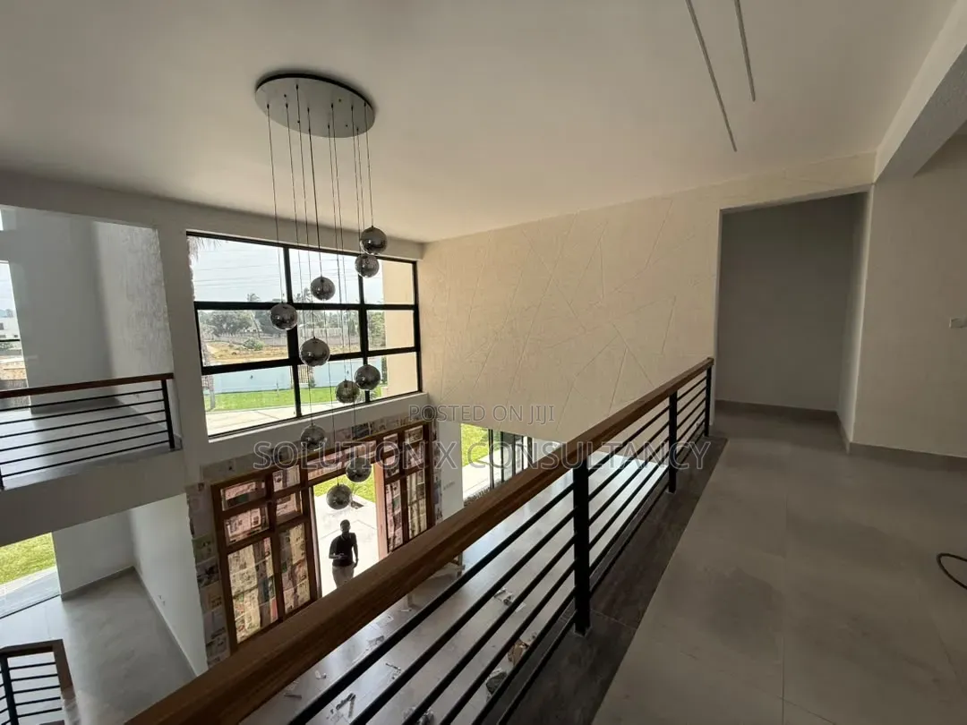 7bdrm House in Kunduchi for sale