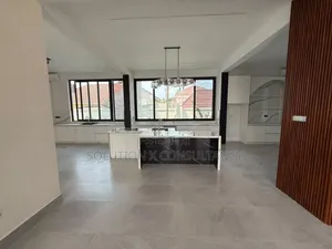 7bdrm House in Kunduchi for sale