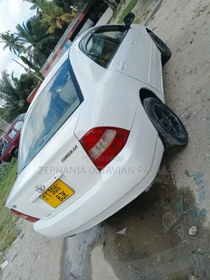 Toyota Corolla 2003 White