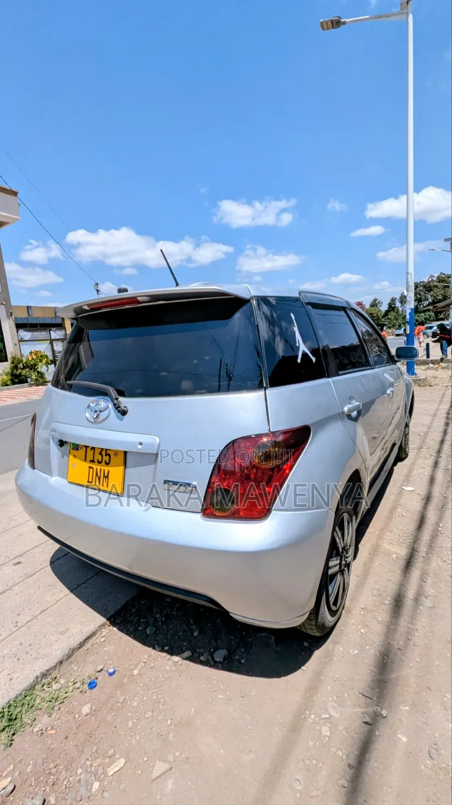 Toyota IST 2004 Silver