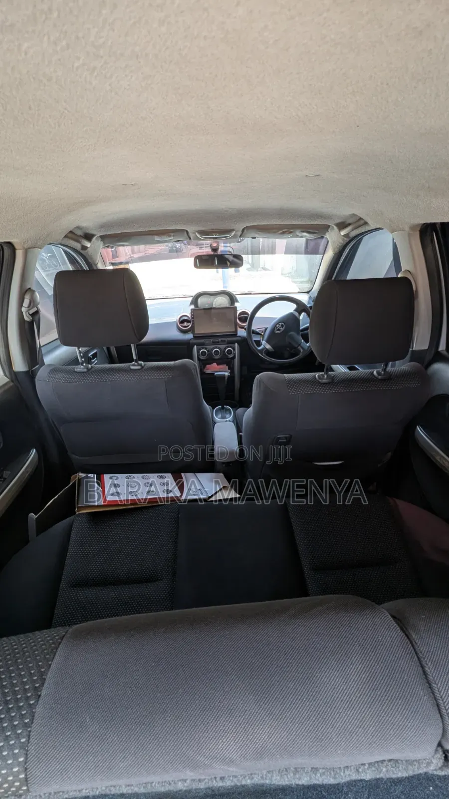 Toyota IST 2004 Silver