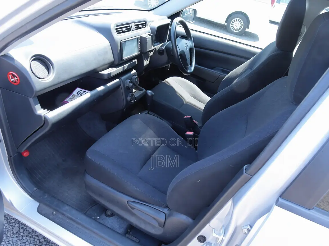 Toyota Probox 1.3 GL 2WD 2016 Silver