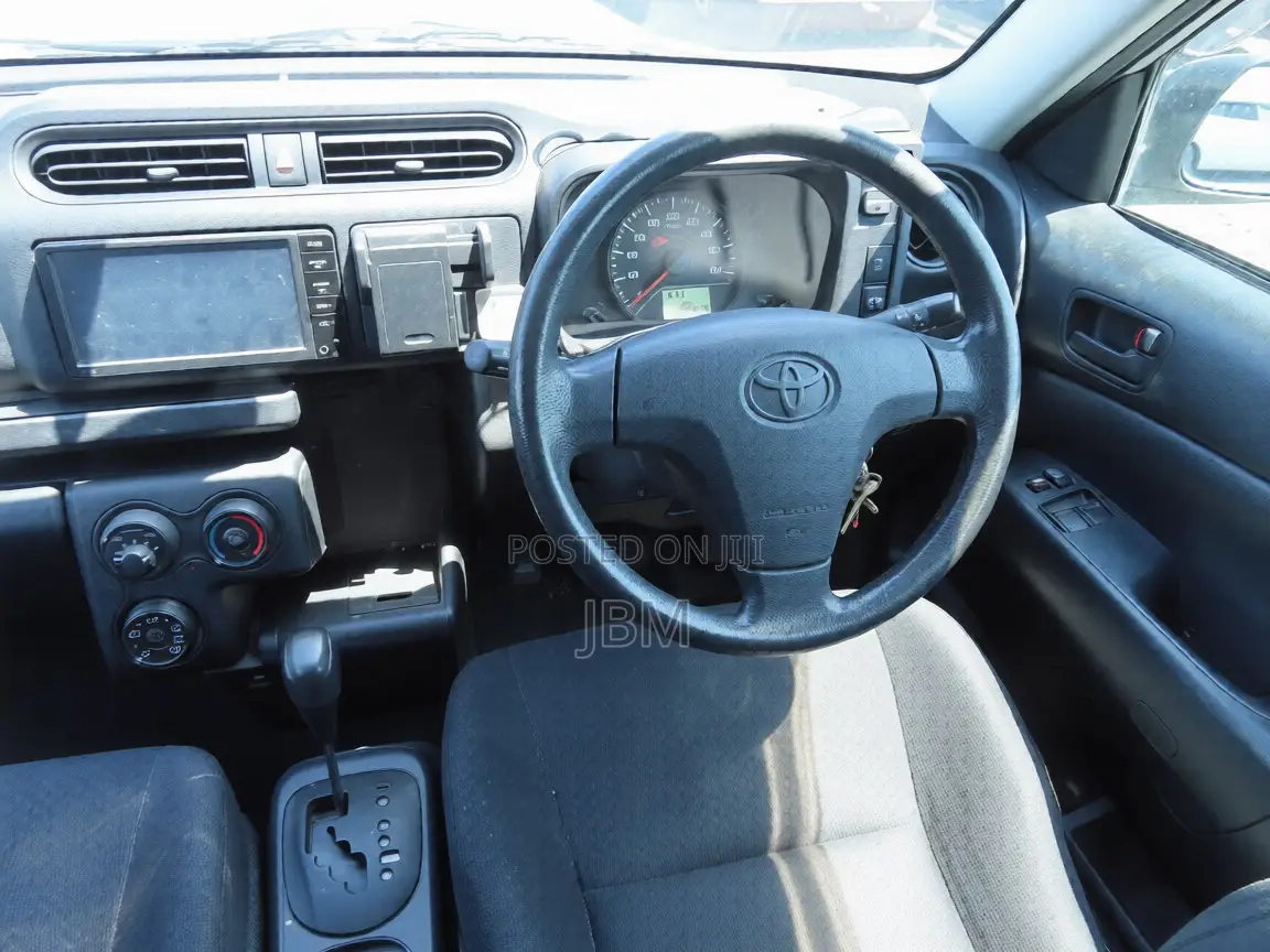 Toyota Probox 1.3 GL 2WD 2016 Silver