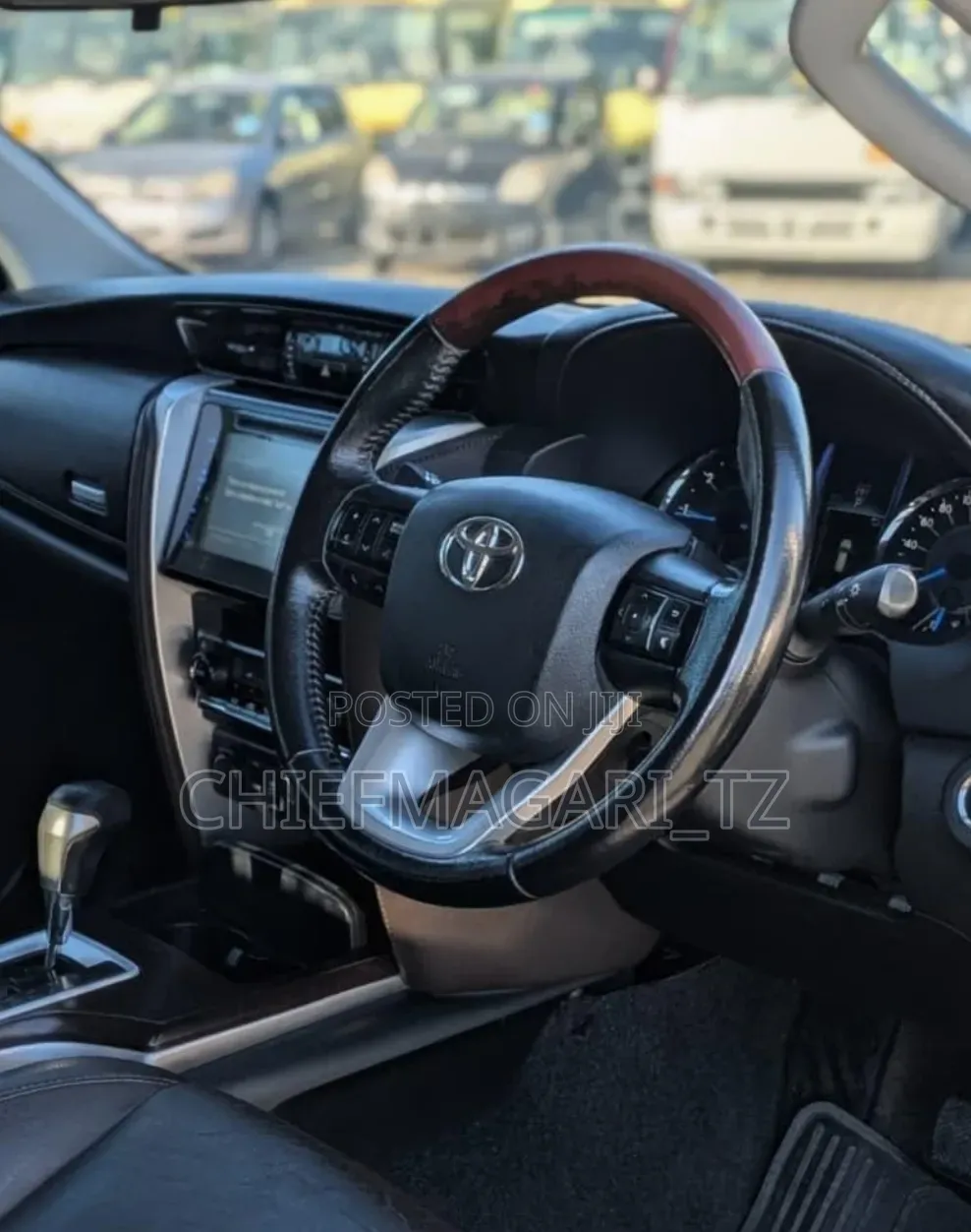 Toyota Fortuner 2016 Silver