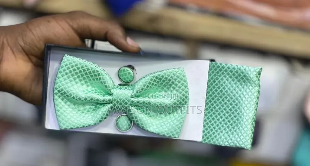 Neck Ties Very Hot and Classic or Men's Bow Ties Materials Smart