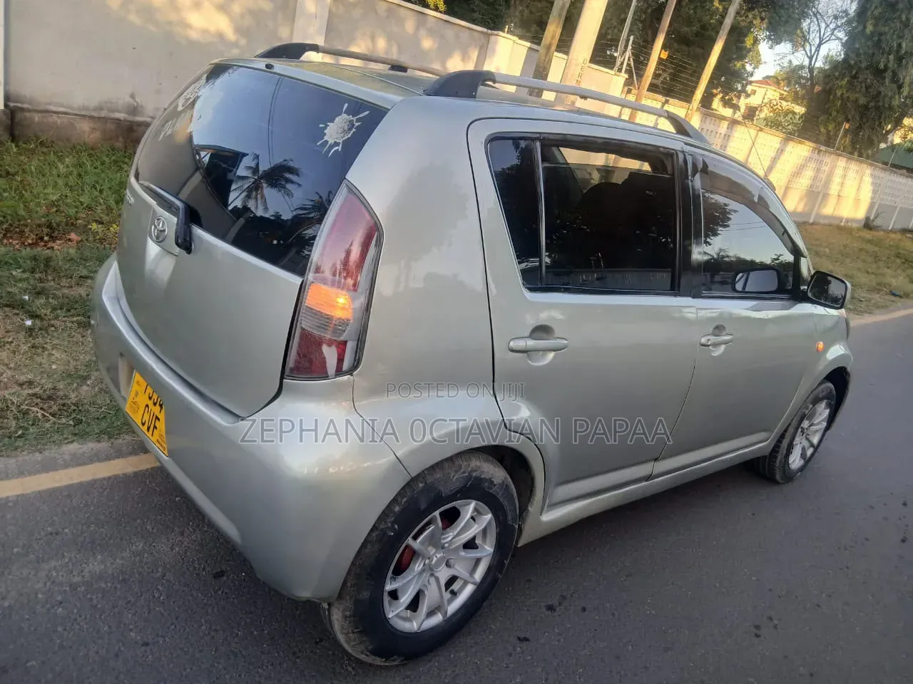 Toyota Passo 2004 Silver
