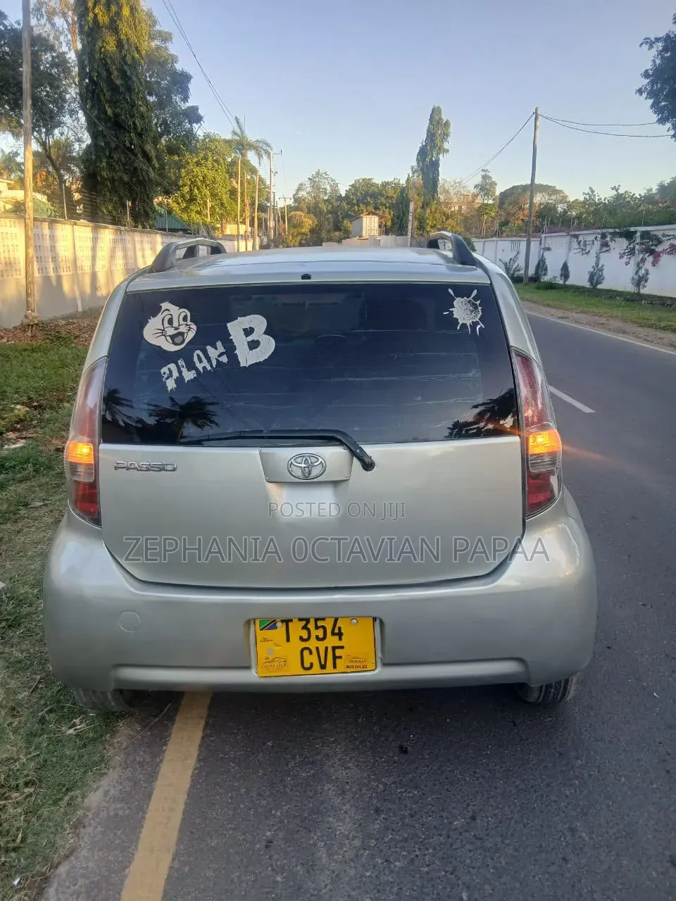 Toyota Passo 2004 Silver