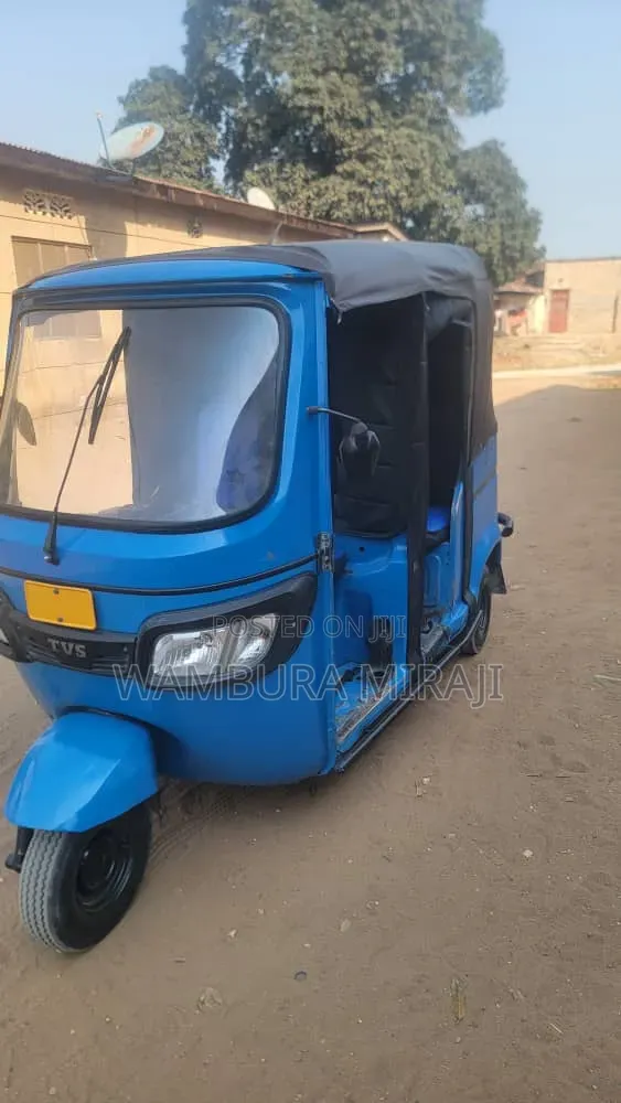 TVS 2025 Black