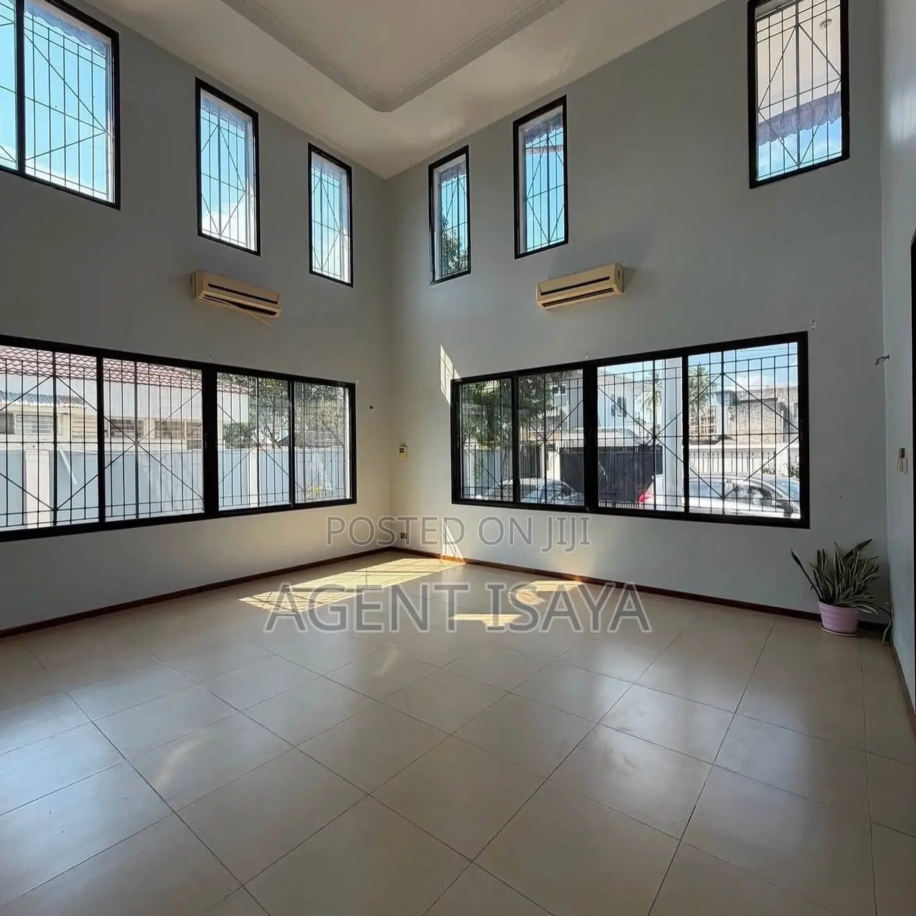 5bdrm Apartment in Masaki for rent
