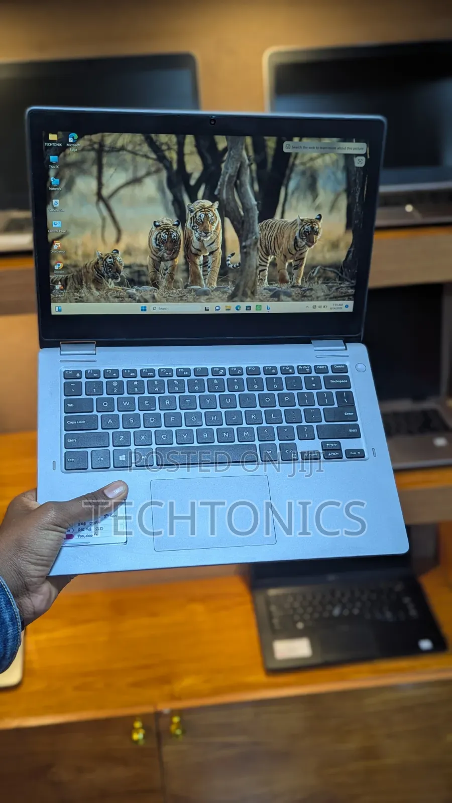 Laptop Dell Latitude 3310 2-in-1 8GB Intel Core i5 SSD 256GB
