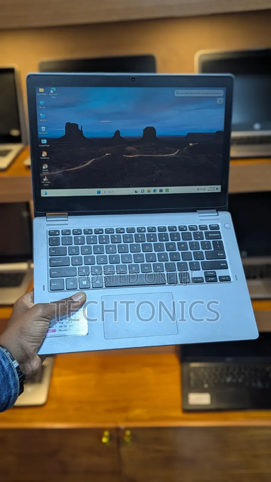 Laptop Dell Latitude 3310 2-in-1 8GB Intel Core i5 SSD 256GB