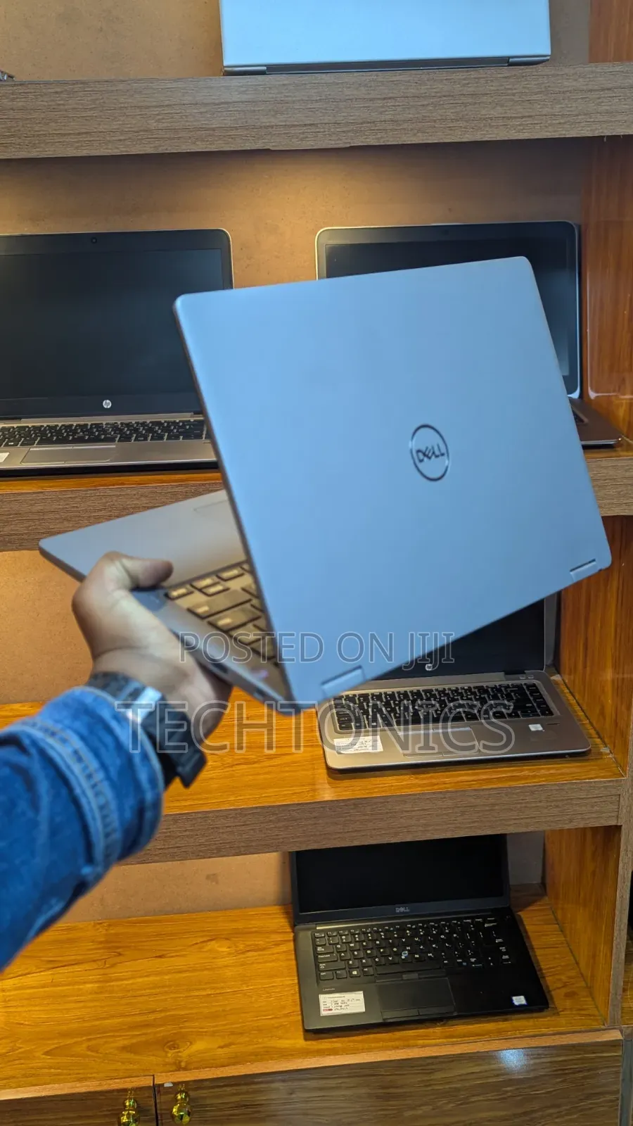 Laptop Dell Latitude 3310 2-in-1 8GB Intel Core i5 SSD 256GB