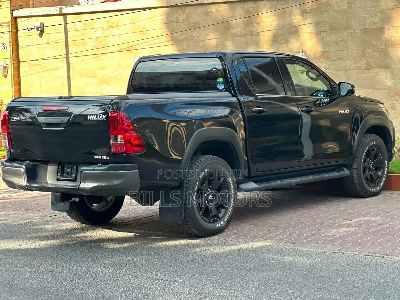 Toyota Hilux 2020 Black