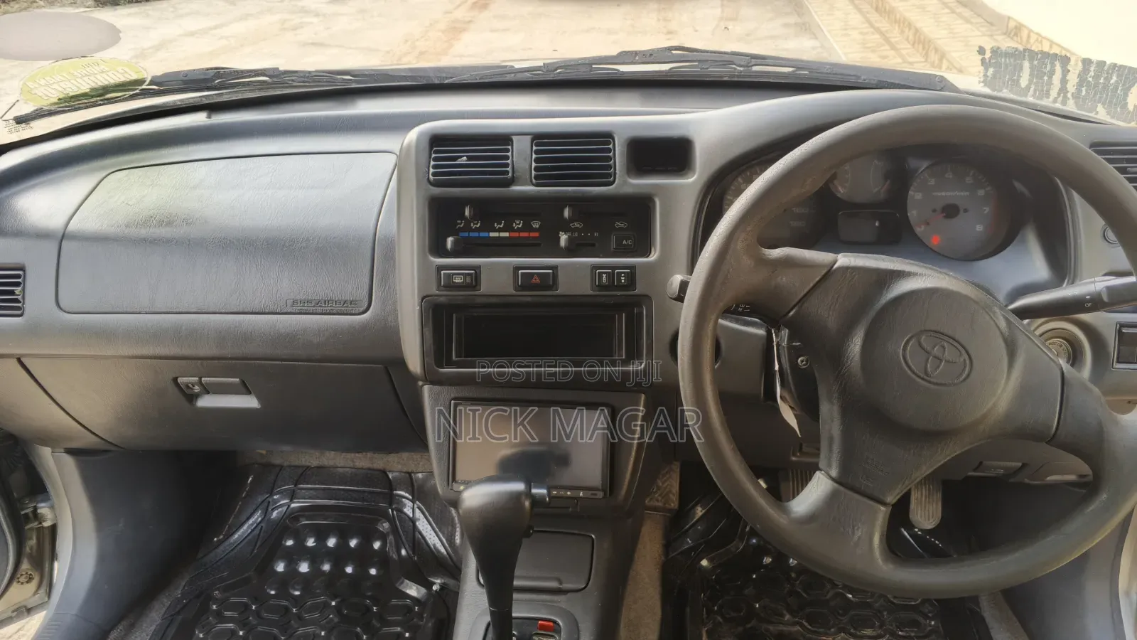 Toyota RAV4 Automatic 2000 Gray
