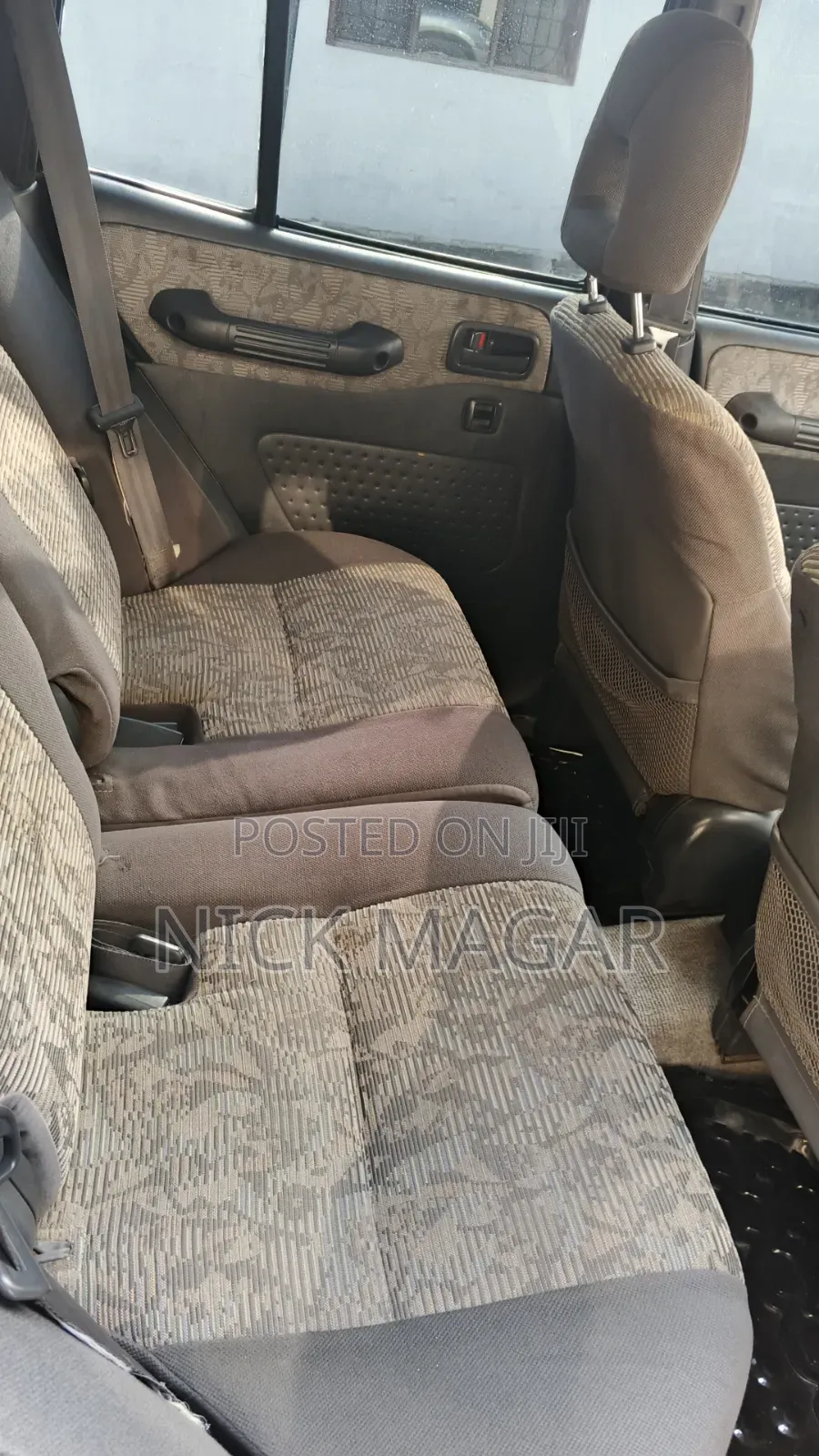 Toyota RAV4 Automatic 2000 Gray