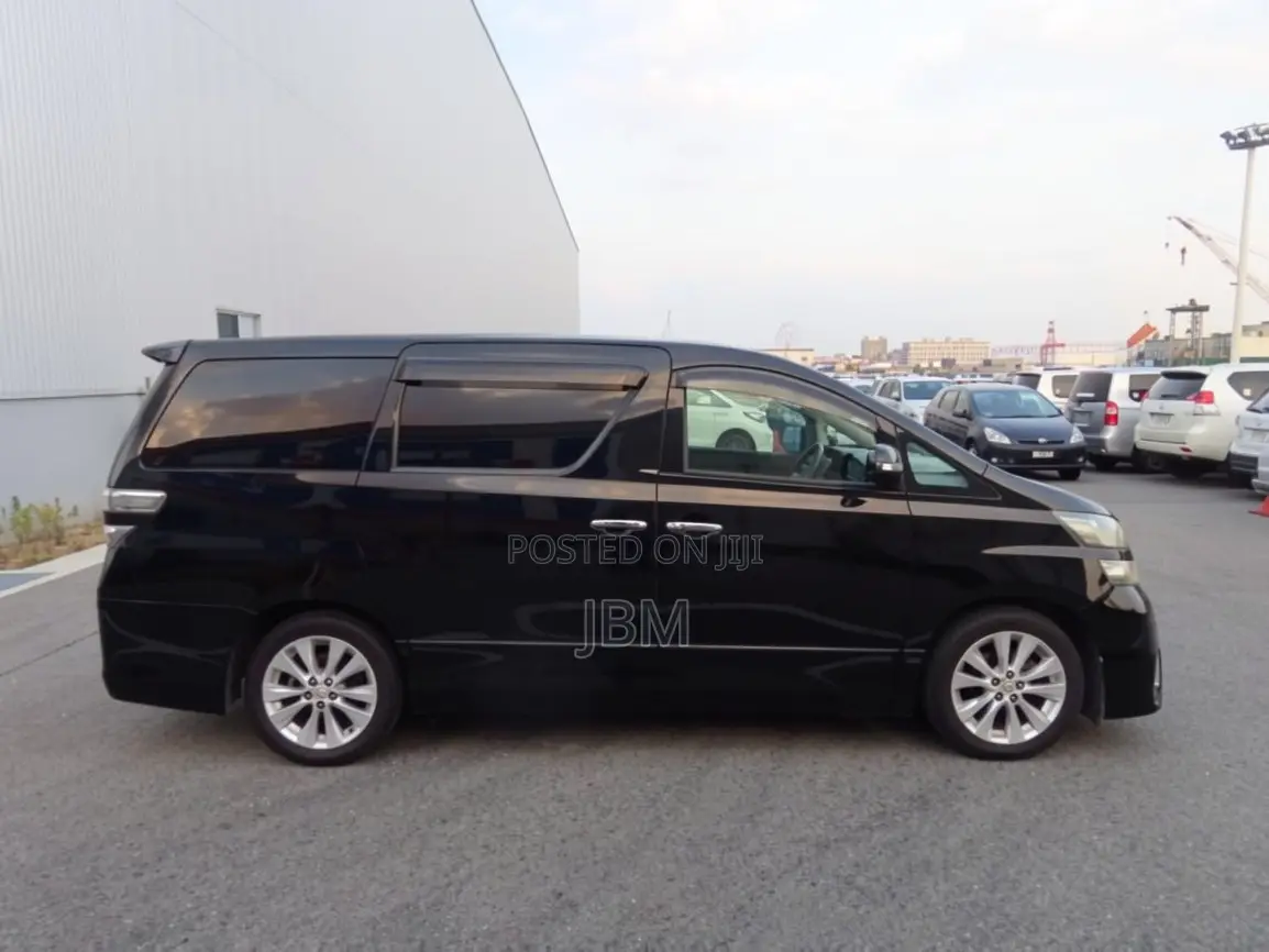 Toyota Vellfire 2009 Black