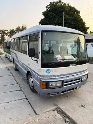 Nissan Civilian 1996