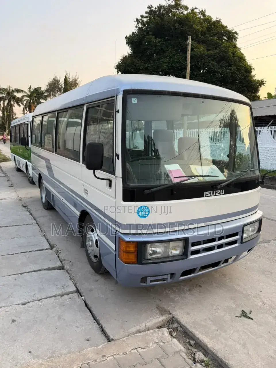 Nissan Civilian 1996