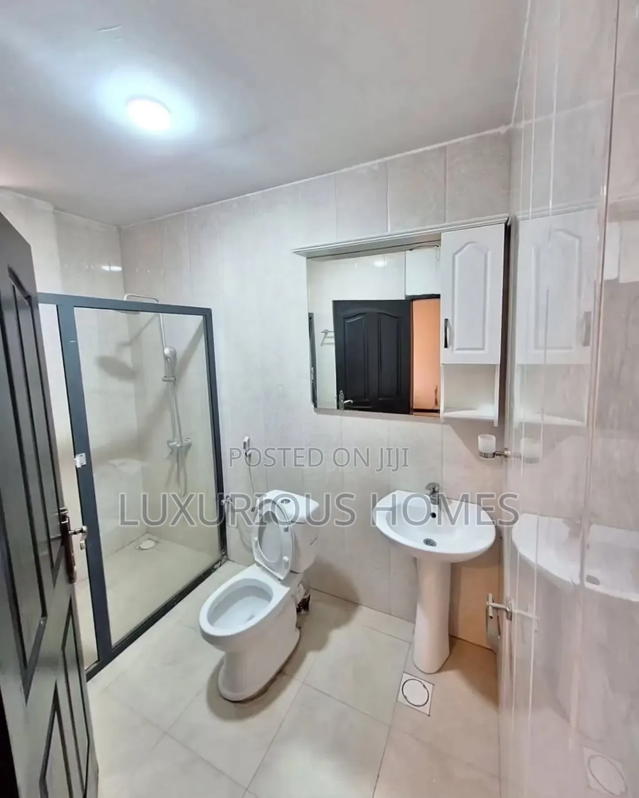 Furnished 2bdrm Apartment in Oyster Bay for rent