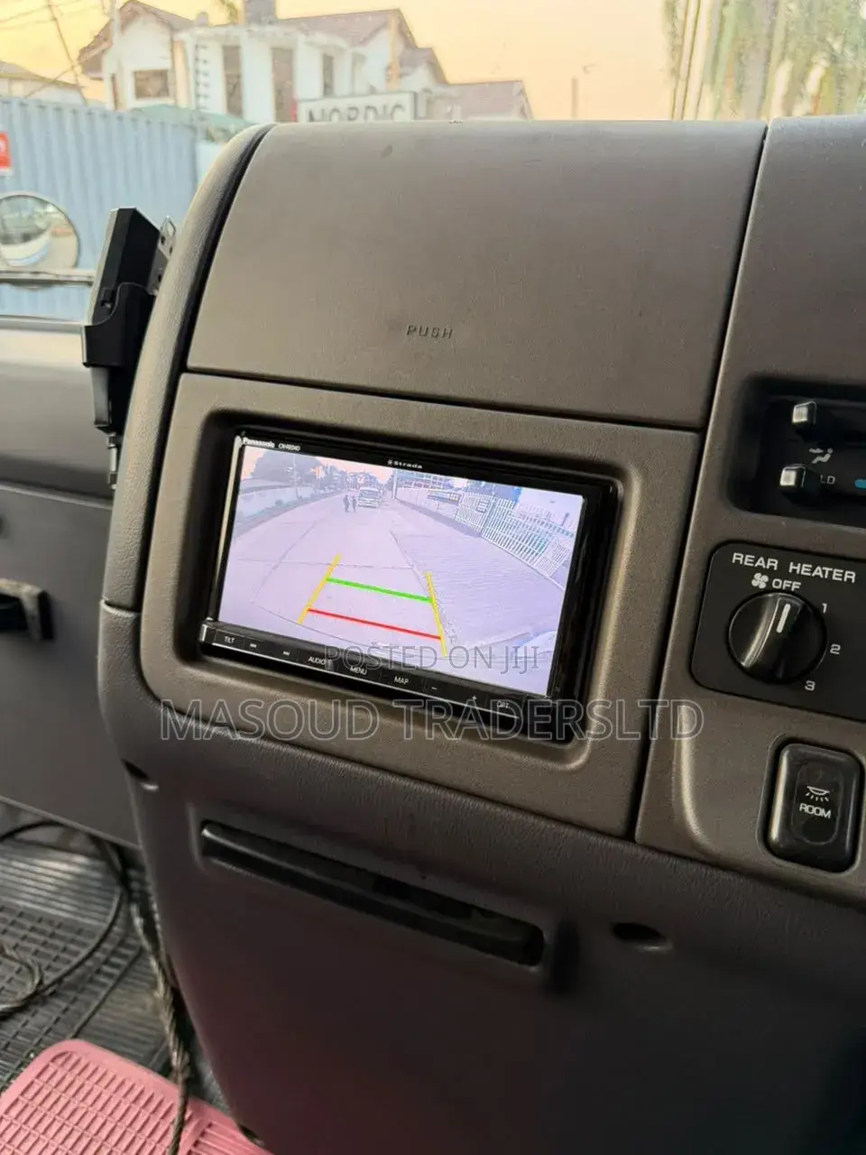Nissan Civilian 1996