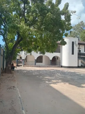 Furnished 9bdrm House in Mikocheni for rent