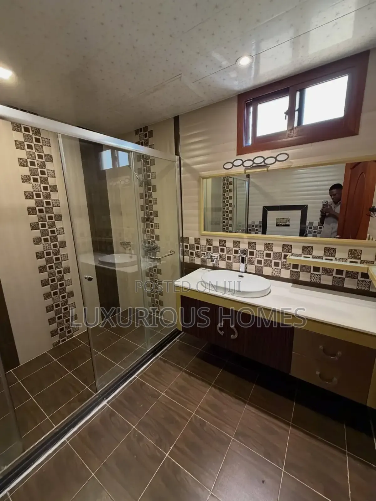 Furnished 3bdrm Villa in Ada Estate for rent