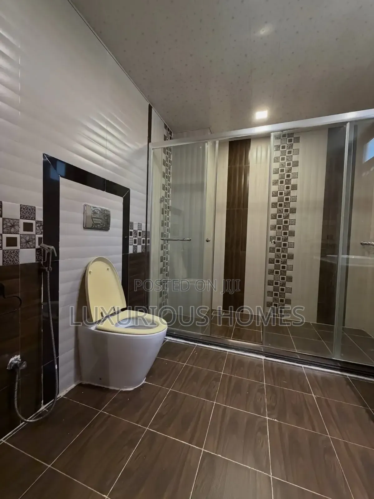 Furnished 3bdrm Villa in Ada Estate for rent