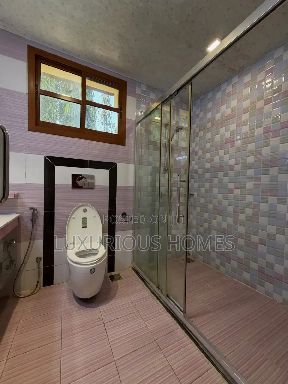 Furnished 3bdrm Villa in Ada Estate for rent