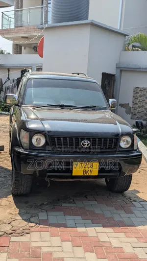 Toyota Land Cruiser Prado 2005 Black