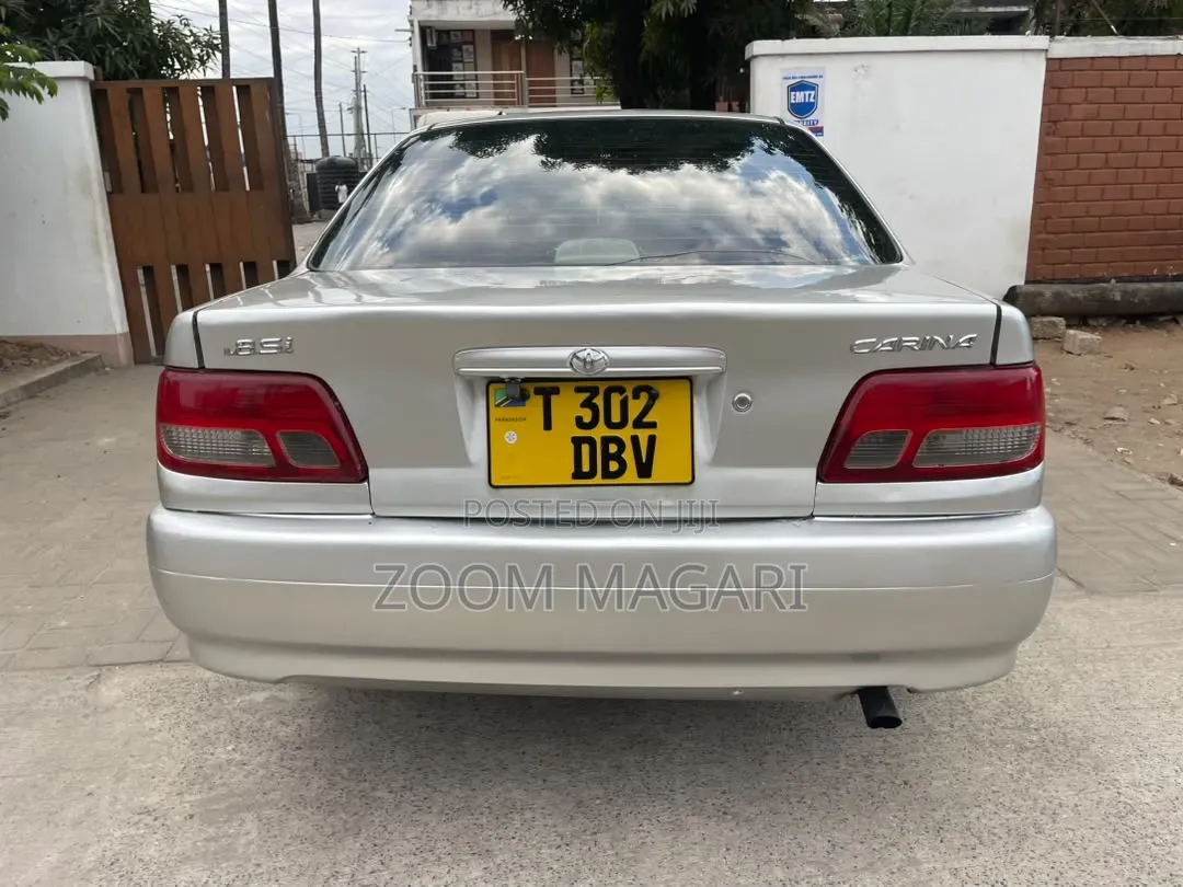Toyota Carina 2000 Silver