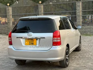 Toyota Wish 2004 Silver