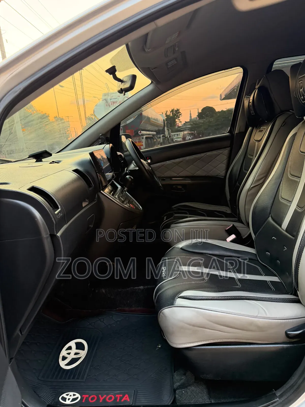 Toyota Wish 2004 Silver