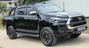Toyota Hilux 2021 Black