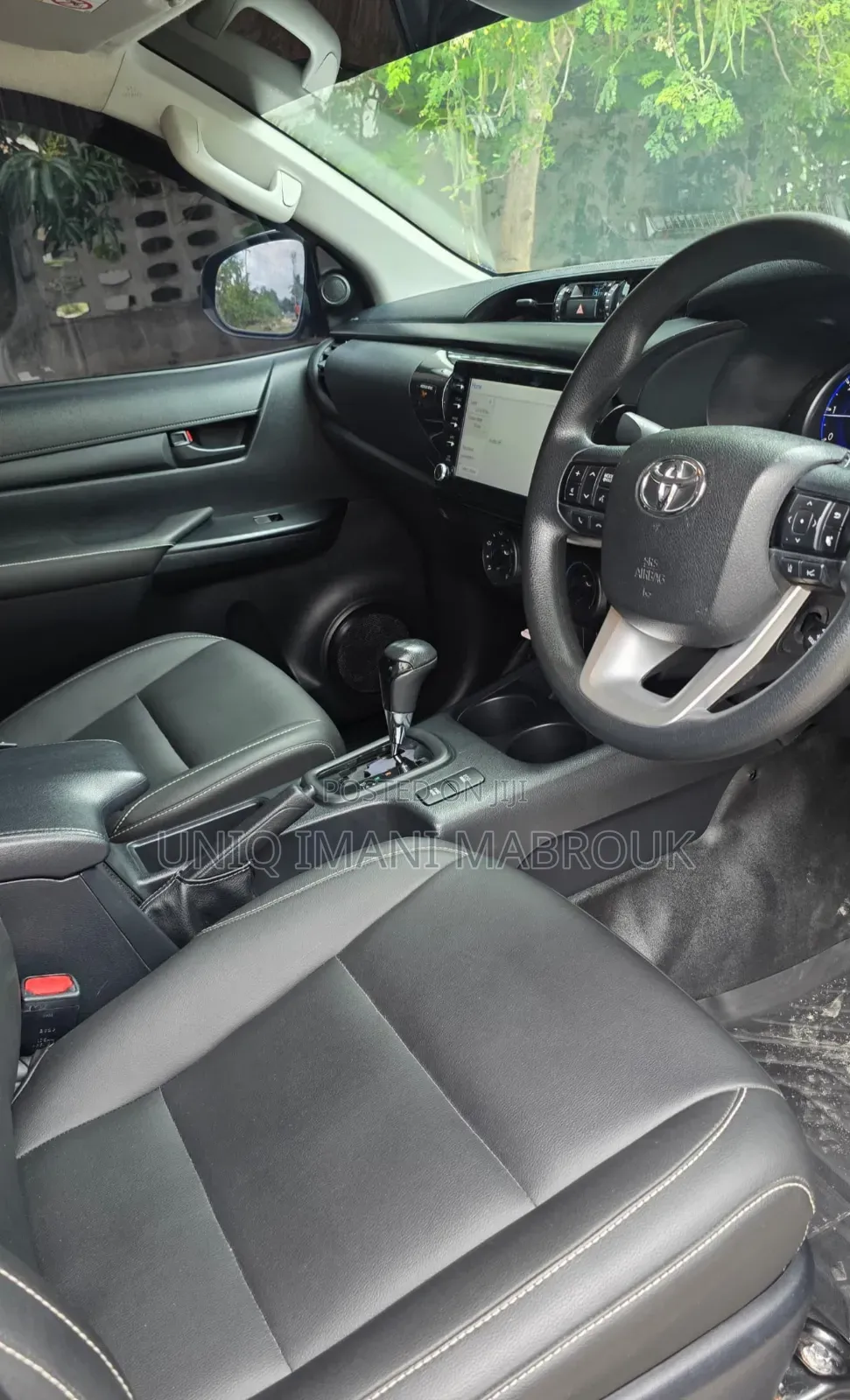 Toyota Hilux 2021 Black