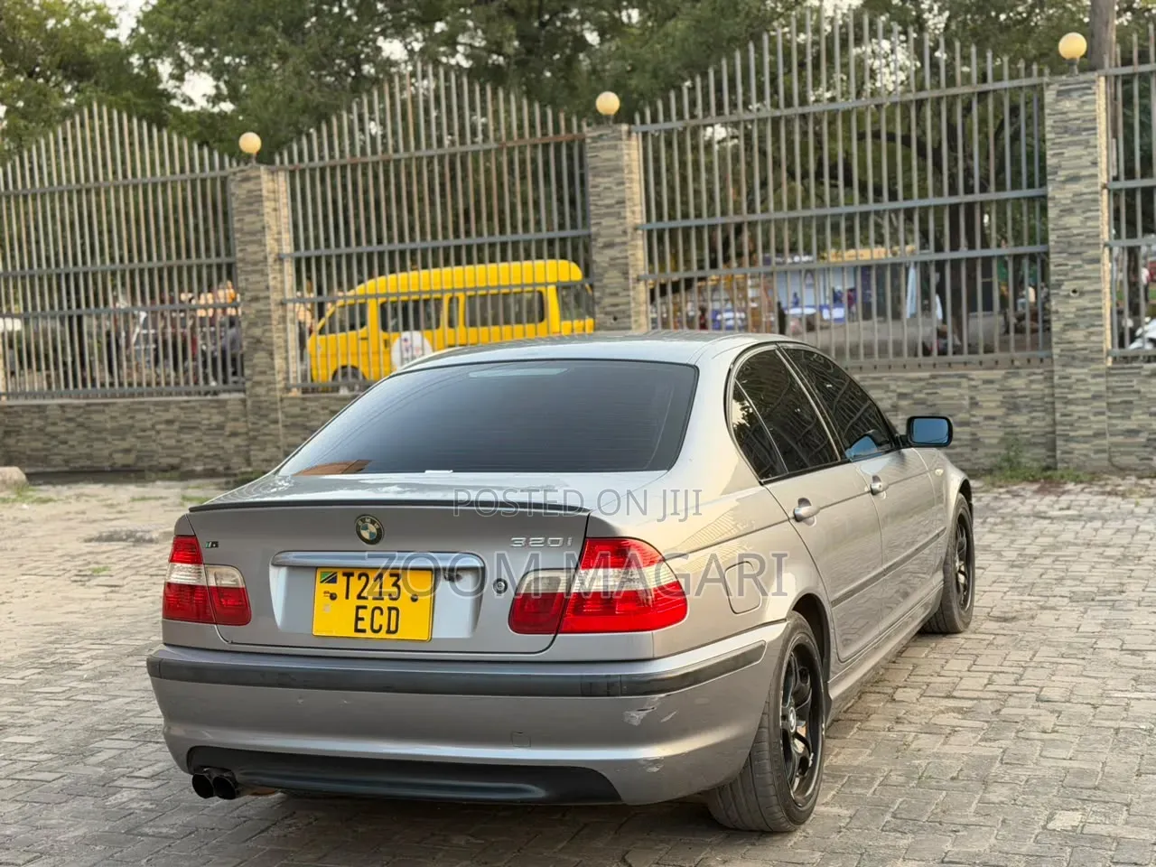 BMW 3 Series 2010 Gray