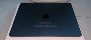 New Laptop Apple MacBook Air 2025 M4 16GB Apple M4 SSD 256GB