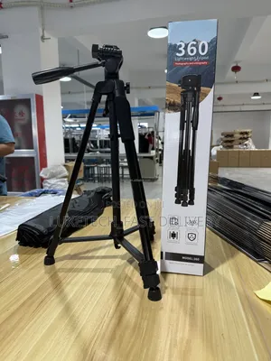 360° Lightweight Aluminum Tripod 160cm – Phone and Camera Stand