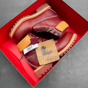 TIMBERLAND CLASSIC BOOTSBei: TSh 130,000/=