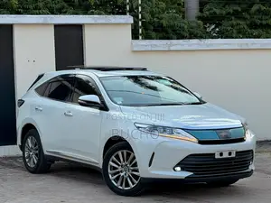 Toyota Harrier 2018 White
